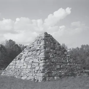 Apparitions at the Kenmore plantation